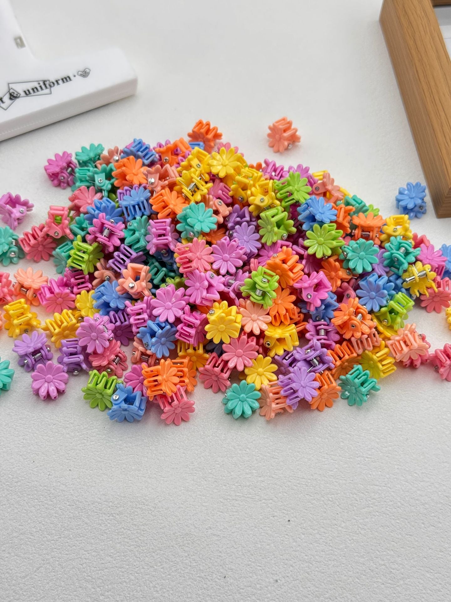 Colorful Kids Hairpin Clip Head Accessory Flyaway Hair Hair Clip Girl Bangs Braiding Mini Hair Clip Hair Accessory